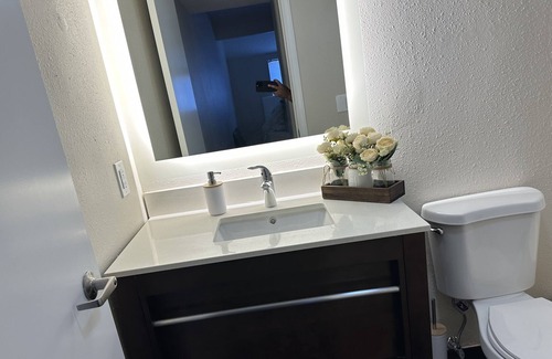 Southfield Apartment | 2 Bedroom 2 Bathroom Loft Near All Major Freeways