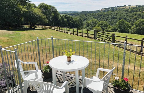 Cenarth Cottage | 2 bedroom accommodation in Penrherber, Newcastle Emlyn