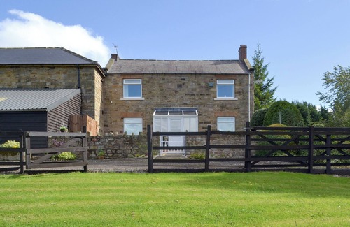 Chesterfield Cottage | 2 bedroom accommodation in Temple Normanton, near Chesterfield