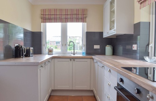 Porthyrhyd Cottage | 2 bedroom accommodation in Porthyrrhyd, near Carmarthen