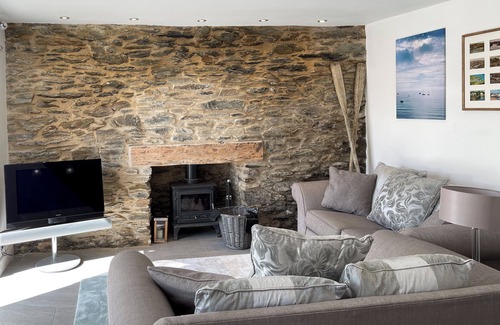 Portmellon Cottage | 2 bedroom accommodation in Portmellon Cove, near Mevagissey