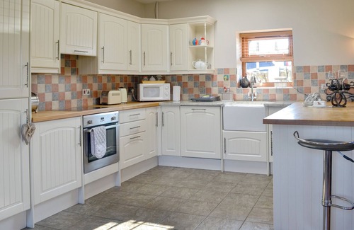 Lochmaben Cottage | 2 bedroom accommodation in Lochmaben near, Lockerbie
