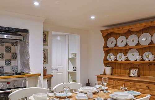 Petworth Cottage | 2 bedroom accommodation in Petworth, near Arundel