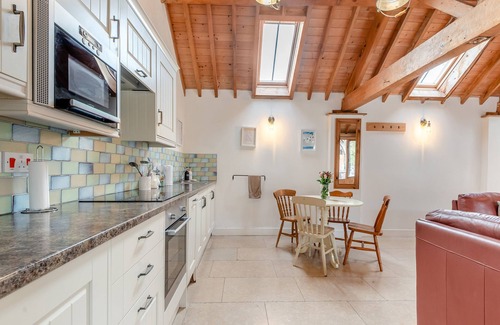 Blaisdon Cottage | 2 bedroom accommodation in Arlingham, near Frampton-on-Severn