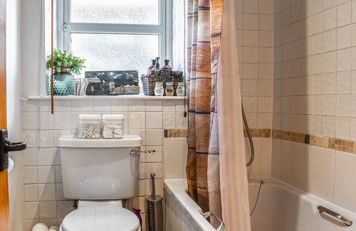 Colne Cottage | 2 bedroom accommodation in Colne