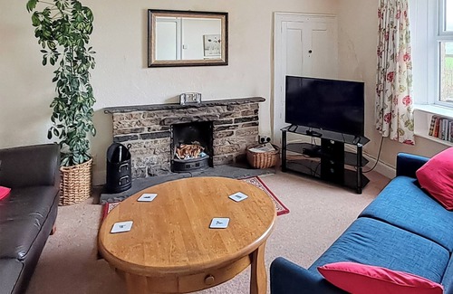 Hawes Cottage | 2 bedroom accommodation in Sedbusk, near Hawes