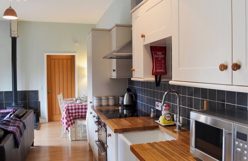 New Forest District Cottage | 2 bedroom accommodation in Martin, Fordingbridge