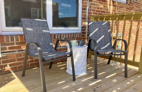 Marshall Apartment | 2 Bedroom Apartment - Downtown