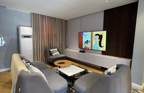 Wuse 2 Apartment | 2-bedroom apartment in British town wuse Abuja with AC, WiFi,Snooker And Spa