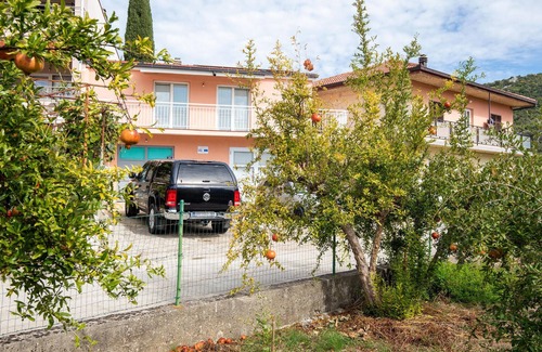 Peracko Blato House | 2 bedroom awesome home in Peracko Blato