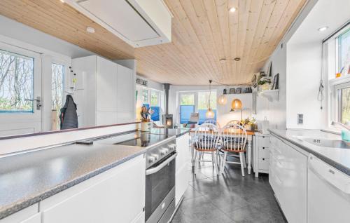 Sjaelborg House | 2 Bedroom Beautiful Home In Esbjerg V
