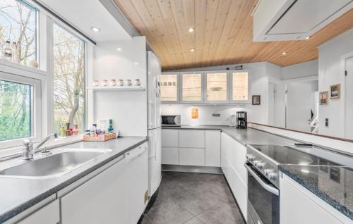 Sjaelborg House | 2 Bedroom Beautiful Home In Esbjerg V