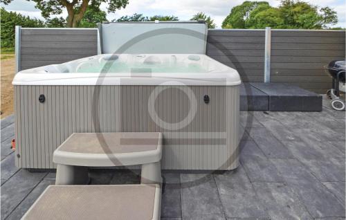 Hejlsminde Strand House | 2 Bedroom Beautiful Home In Hejls