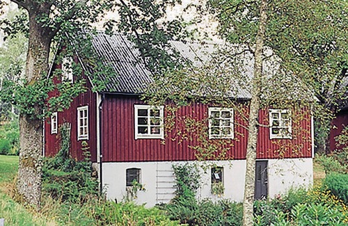 Laholm Municipality House | 2 bedroom beautiful home in Knäred