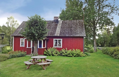Laholm Municipality House | 2 bedroom beautiful home in Knäred