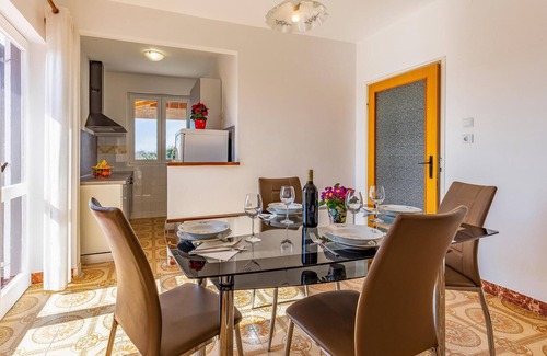 Vinez Apartment | 2 bedroom cozy apartment in Labin