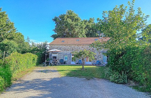 Landeronde House | 2 bedroom cozy home in Landeronde