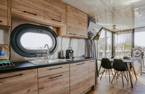 Municipality of Uitgeest Boat Rental | 2 bedroom cozy ship in Uitgeest