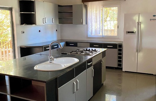 Joffreville Bed & Breakfast | 2-bedroom guest house in Joffreville Montagne d'Ambre (Diego-Suarez)