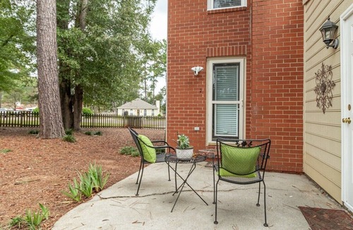 National Hills House | 2-bedroom home with 1.5 bathrooms and fully fenced backyard. The sleeping arrangements are 1 king bed and 1 queen bed.