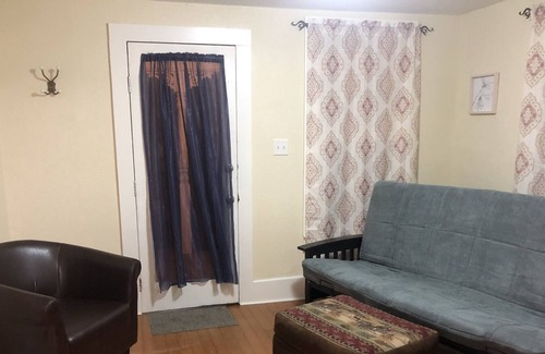 Springfield House | 2 Bedroom House in a Country Setting