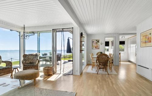 Fynshav House | 2 Bedroom Lovely Home In Haderslev