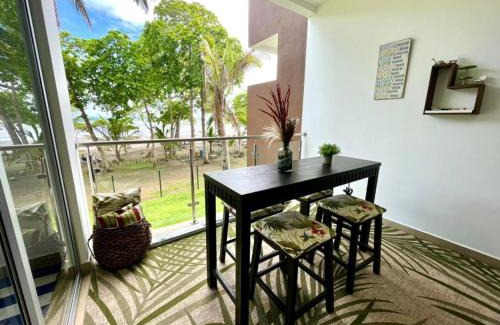 Bejuco Apartment | 2 Bedroom Oceanfront Condo with Wi-Fi, AC and Pool