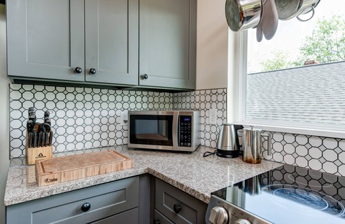 Woodfin House | 2-bedroom vacation home 10 minutes to Downtown Asheville
