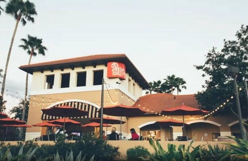 Florida Central Atlantic Coast Resort | 2 bedroom villa, sleeps 8. 5 minutes to the theme parks.