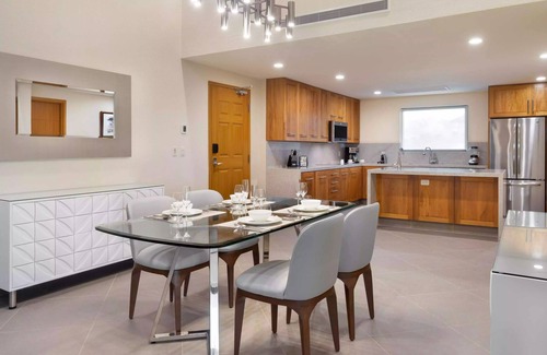 Chula Vista Resort | 2 bedrooms, 2 bathroom, sleep 6, confirmed availability, US$250/night, room only