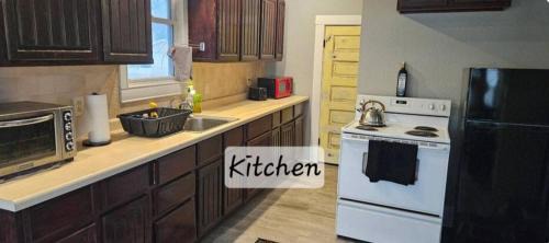 Fort Dodge House | 2 Bedrooms Homestays In Fort Dodge