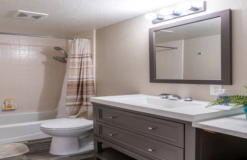 Menlo Park House | 2 Beds, 1 Bath, Kitchen private space, Furnished Stanford, Palo Alto, Menlo Park