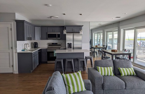 North End Condo | 2 BR Bayfront Condo with Gorgeous Sunsets, in Ocean City NJ