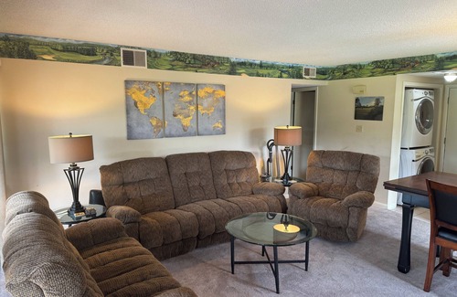 Pinehurst Condo | 2 Br Condo on resort Property access to members benefits pool/hottub/golf cart