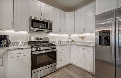 Lakeside Village Condo | 2 BR Mountain Getaway + Hot Tub Access