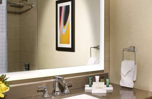 Waller Creek District House | 2 Connecting Suites at a 4⭐️ Hotel