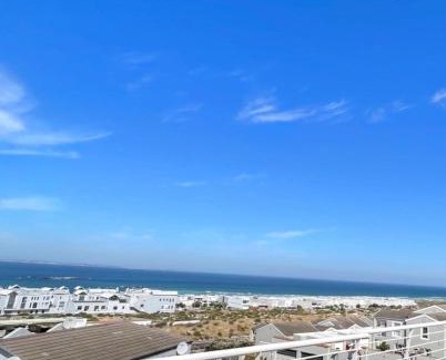 Big Bay Apartment | 2 Dolphin Ridge , Quiet and Peaceful Penthouse