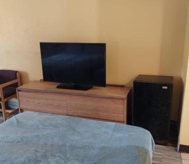 Jackson Apartment | 2 Double Beds Hotel Room 204