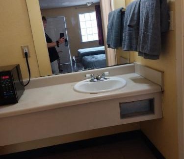 Jackson Apartment | 2 Double Beds Hotel Room 204