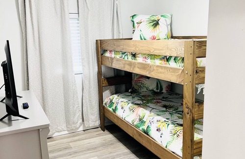 Warrington Cottage | 2 for 1❗️2 separate houses