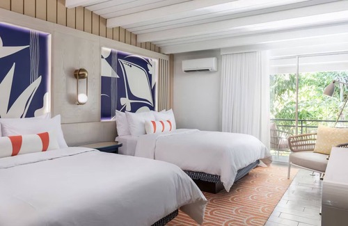 Islamorada Hotel | 2 Guest Room, 2 Queens, Balcony, Free Parking, 3 Pools & Pet Friendly