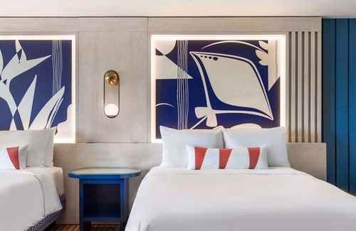 Islamorada Hotel | 2 Guest Room, 2 Queens, Balcony, Free Parking, 3 Pools & Pet Friendly