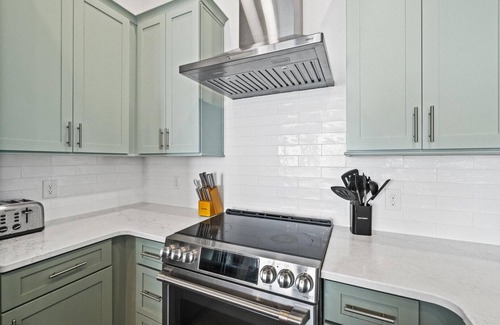 Indian Pass House | 2 Lux Beach Homes - Beachfront, Private Pool, Hot Tub, Pet Friendly, Sleeps 44