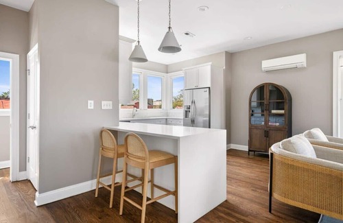 Cannonborough Elliotborough Villa | 2 Luxury Homes w/Patios | 1 Block from King St