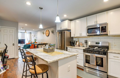 Downtown Baltimore House | 2 Mi to Dtwn Baltimore: Bright Townhome w/Patio