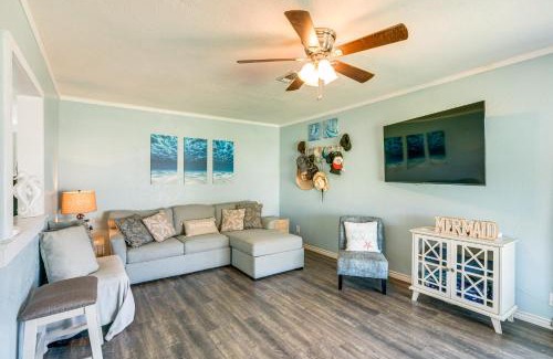 Aransas Pass House | 2 Mi to Redfish Bay Aransas Pass Home with Fire Pit
