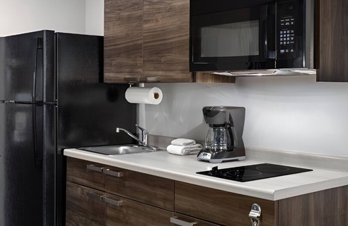 Westgate Hotel | 2 Perfect Rooms with Fully Equipped Kitchen for Family Travels in Camp Lejeune