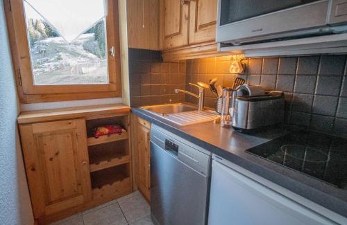 Les Avanchers-Valmorel Apartment | 2 pièces à Valmorel, proche pistes & ESF, balcon - FR-1-356-226