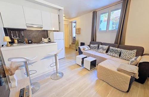 Asnieres-sur-Seine Apartment | 2 Pièces accès par code proche Metro