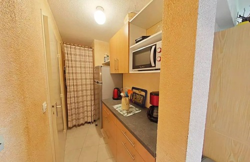 Miramar Apartment | 2-room apartment sleeps 5 LA LONDE LES MAURES